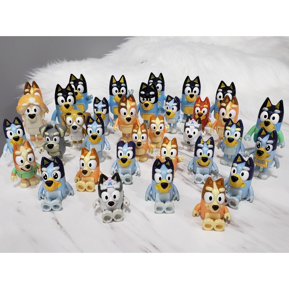 Lot 34 Bluey & Friends Mini Figures Toys Bundle Bluey Bingo Mixed
